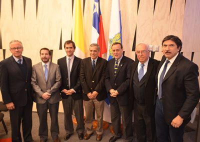 Dres. Eugenio Arteaga, René Baudrand, José Miguel Domínguez, Felipe Heusser, Ignacio Sánchez, José Manuel López y Carlos Fardella